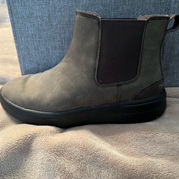 Hey Dude Shoes Hey Dude Boots Women Poshmark